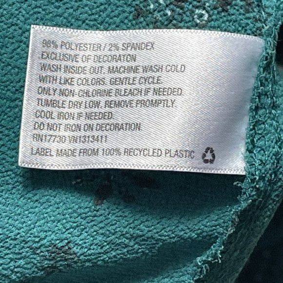 Xhilaration Womens‎ Shirt Blouse Size M Green Embroidered Sleeveless Summer Top - Picture 7 of 9